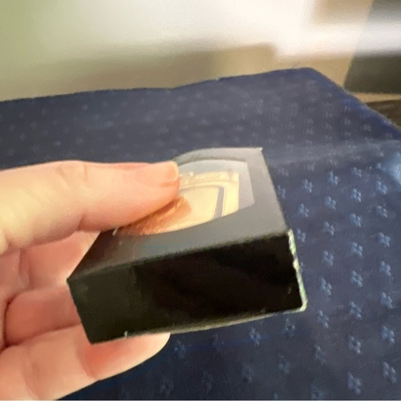 Vintage Isle of Capri Blackhawk Co Goldtone Keychain New In Box - Picture 6 of 7